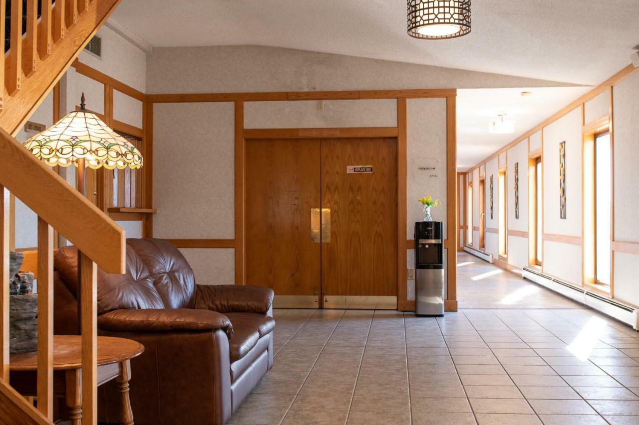 Dutch Inn Cornwall Eksteriør bilde